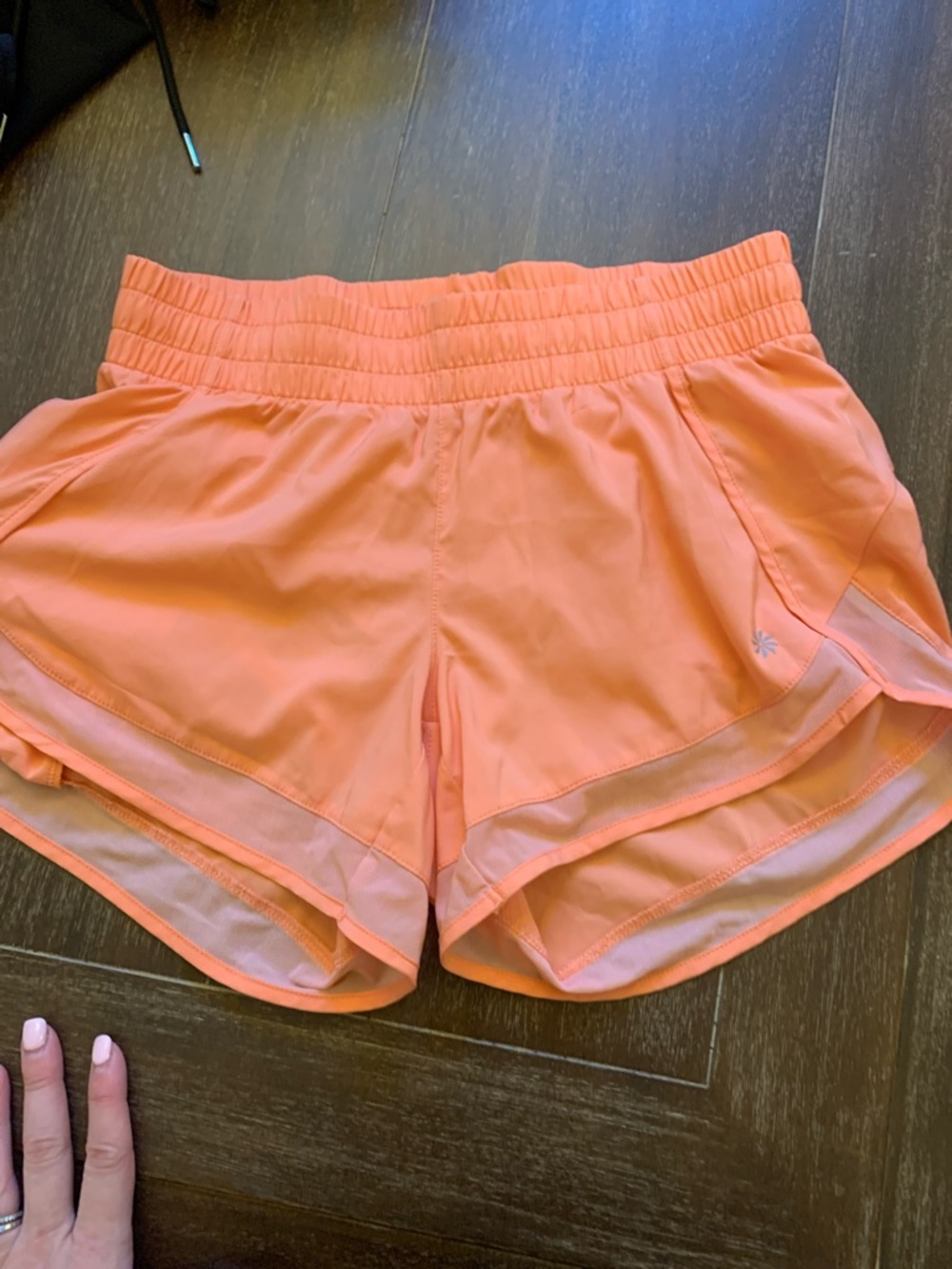 Athleta Coral running shorts XXS